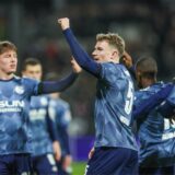 20.12.2024, Fußball, Saison 2024/2025, 2. Bundesliga, 17. Spieltag, SV Elversberg – FC Schalke 04, Derry John Murkin (FC Schalke 04) jubelt.