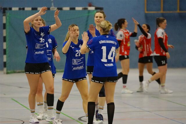 Schluss-Sirene in Bergkamen: Der Königsborner SV mit Haupttorschützin Jona Krollmann (l.) setzte sich mit 33:31 beim HC TuRa durch.
