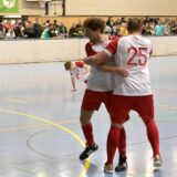 Spieler des BV Lünen jubeln.