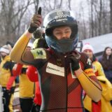 Bobpilotin Laura Nolte jubelt.