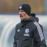 03.12.2024, Fussball, Saison 2024/2025, 2. Bundesliga, Training FC Schalke 04, Cheftrainer Kees van Wonderen (FC Schalke 04)