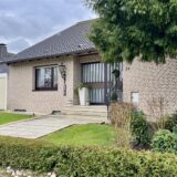 Außenaufnahme des Hauses in Frömern, das zwangsversteigert wird.