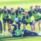 06.01.2025, Fussball, Saison 2024/2025, 2. Bundesliga, Trainingslager FC Schalke 04 in Belek/Türkei, FC Aarau – FC Schalke 04, v. l. Moussa Sylla (FC Schalke 04), Paul Seguin (FC Schalke 04), Felipe Sanchez (FC Schalke 04), Christopher Antwi-Adjei (FC Schalke 04), Tobias Mohr (FC Schalke 04), Derry John Murkin (FC Schalke 04), Taylan Bulut (FC Schalke 04), Michael Langer (FC Schalke 04)


Foto: Tim Rehbein/RHR-FOTO