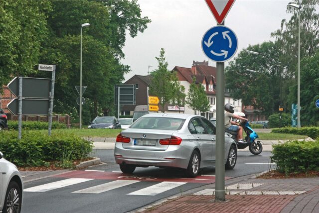 Kreisverkehr an der Kreuzung Kreisstraße/Sandforter Weg/Ludgeristraße/Münsterlandstraße in Selm