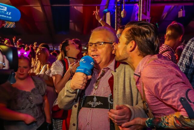 Kult-Moderator Uwe Kisker beim Dortmunder Oktoberfest im Revierpark Wischlingen