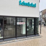 Ein Outlet-Geschäft bei Schnückel an der Hertingerstraße in Unna ist leer und geschlossen