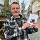 Michael Giersch präsentiert sein neuestes Werk „Heunes Garage“.