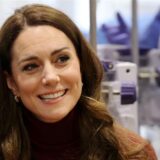 Kate, Prinzessin von Wales, bei einem Besuch im Royal Marsden Hospital in London, wo sie wegen ihrer Krebserkrankung behandelt wurde, um sich persönlich beim Personal für ihre Behandlung zu bedanken.