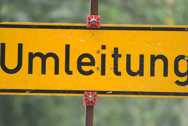 Ein Umleitungsschild