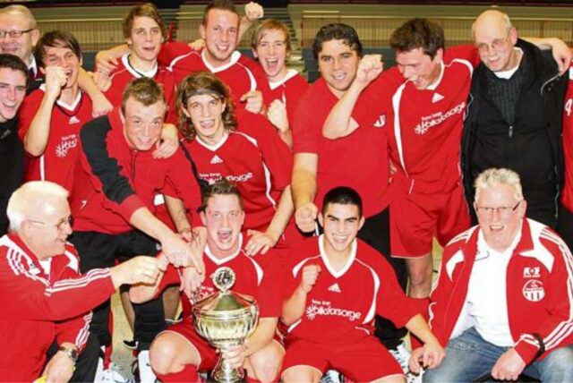 Der Kreisliga-Spitzenreiter, FC TuRa Bergkamen, gewann 2011 die Hallenstadtmeisterschaft.