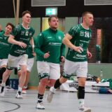 Die Cobras des SuS Oberaden laufen zum nächsten Heimspiel auf. Die SpVg Steinhagen gastiert Samstag am Römerberg.