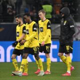 Jamie Gittens geht enttäuscht vom Platz.
