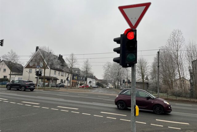 Diese Ampel an der Kreuzung Evinger Straße/Am Birkenbaum ist bekannt für ihre häufigen Störungen.