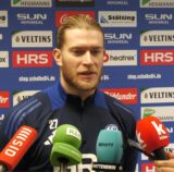 Will auf Schalke zurück auf den Platz: Loris Karius muss an Justin Heekeren vorbei.