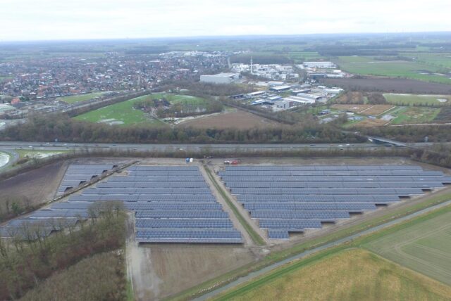 Große PV-Anlage an der A1 in Ascheberg