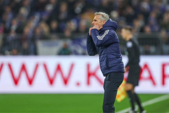 25.01.2025, Fussball, Saison 2024/2025, 2. Bundesliga, 19. Spieltag, FC Schalke 04 – 1. FC Nürnberg, Cheftrainer Kees van Wonderen (FC Schalke 04)