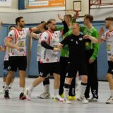 Bergkamens Handballer bei der Begrüßung.