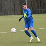 Jonas Hahn und der KSC mussten eine klare Niederlage gegen Uentrop einstecken.
