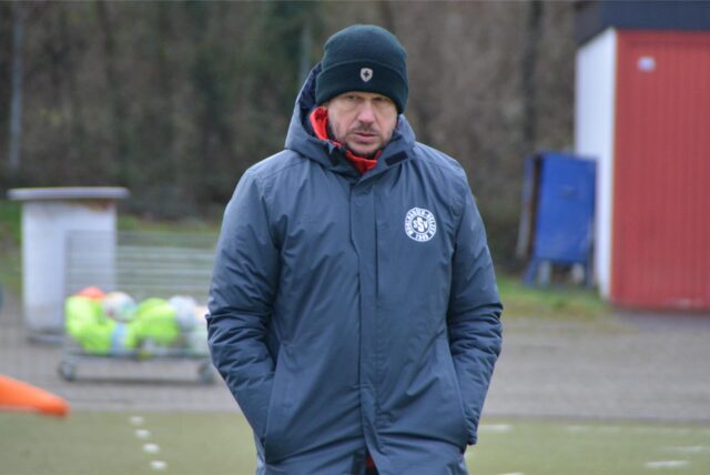 Marc Woller an der Seitenlinie.