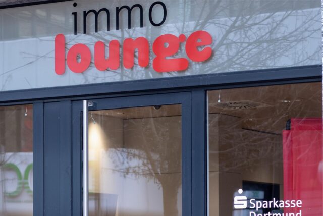 Die Sparkasse hat ihre neue Immo-Lounge im Kundenzentrum Dortmund-Mitte eröffnet.