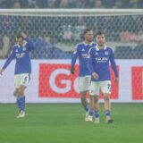 1.02.2025, Fussball, Saison 2024/2025, 2. Bundesliga, 20. Spieltag, FC Schalke 04 – 1. FC Magdeburg, v. l. Ron Schallenberg (FC Schalke 04), Taylan Bulut (FC Schalke 04), Mehmet Can Aydin (FC Schalke 04)