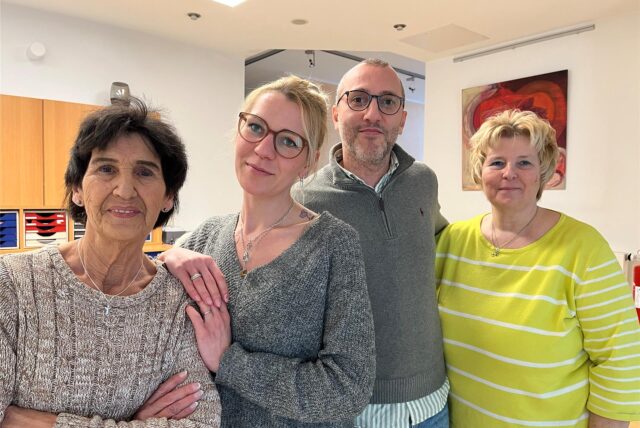 Baha Bsoul hat die Hausarzt-Praxis von Dieter Bungart übernommen. Zu seinem Team gehören (v.l.) Roswitha Zinner, Stefanie Quednau und Carola Rennekamp.