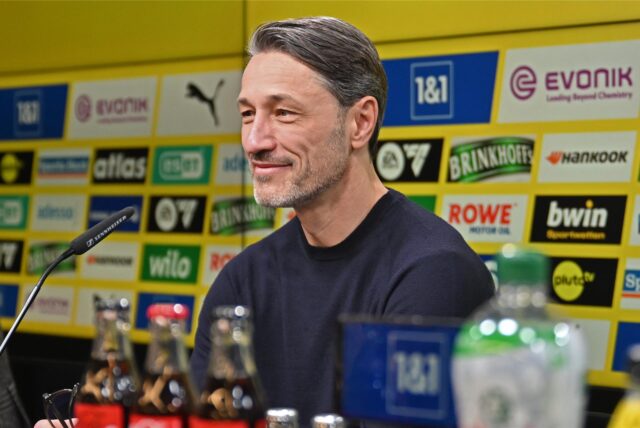 Nico Kovac während einer Pressekonferenz.