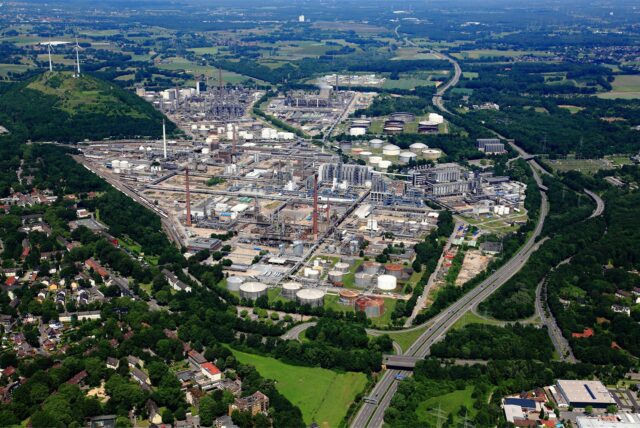 Luftbild der BP-Raffinerie in Gelsenkirchen-Scholven.