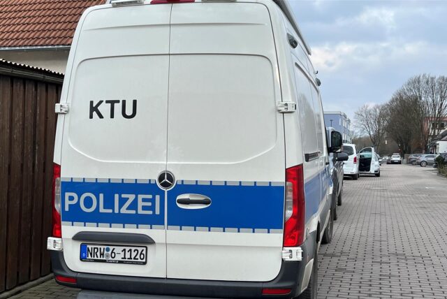 Die Kriminaltechnik der Polizei war am Freitag lange im Einsatz, um alle Spuren zu sichern und zu dokumentieren.