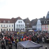 Luftbild vom Marktplatz in Werne bei der Demonstration gegen Rechts