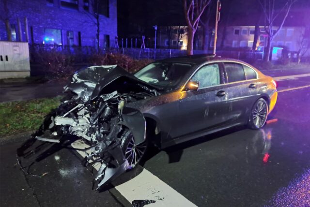 Auf der Stockumer Straße kam es zu einem schweren Verkehrsunfall.