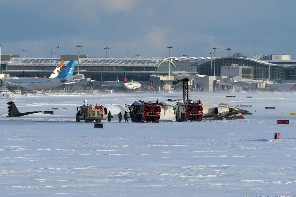 Bei dem Flugzeugunglück kam laut ersten Informationen niemand ums Leben. Bei dem Flugzeugunglück kam laut ersten Informationen niemand ums Leben.