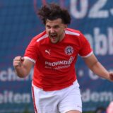Furkan Cengiz jubelt im Trikot des SSV Mühlhausen-Uelzen.