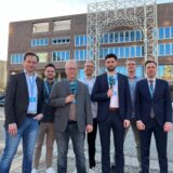 Unser Team für Sie posiert vor dem Rathaus Dortmund  (v.l.n.r.): Björn Althoff, Martin Bytomski, Oliver Volmerich, Thomas Thiel, Lukas Wittland, Tim Ruben Weimer, Bastian Pietsch.