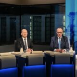 Bundeswirtschaftsminister und Kanzlerkandidat von Bündnis 90/Die Grünen, Robert Habeck (l-r), Bundeskanzler Olaf Scholz (SPD) , Friedrich Merz (CDU), Parteivorsitzender und Kanzlerkandidat, Bayerns Ministerpräsident und CSU-Vorsitzender Markus Söder, nehmen an der „Berliner Runde“ von ARD und ZDF teil.
