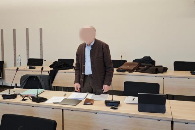 Der Sterbearzt aus Datteln beim Prozessauftakt Ende Januar im Essener Landgericht.