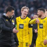 Julian Brandt lacht.