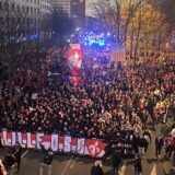 Eine Menge Fans vom OSC Lille auf dem Weg zum Signal-Iduna-Park.