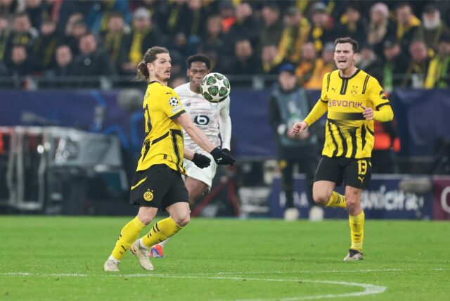 Marcel Sabitzer nimmt den Ball an.