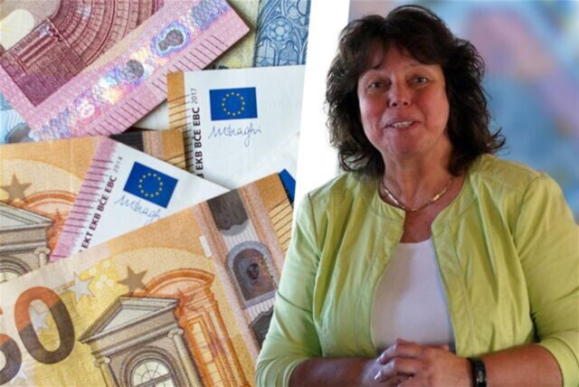 Kämmerin Sylvia Engemann rechnet für die nächsten Jahre weiterhin mit negativen Haushaltsergebnissen und einer Zunahme der Gesamtverschuldung.