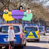 Sicherheitskräfte haben den Rosenmontagszug mit viel Personal abgesichert.
