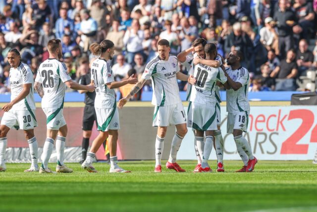 Schalke, Jubel nach Tor zum 2:1 in Berlin, 8. März 2025