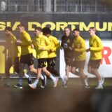 Die BVB-Spieler beim Lauftraining.