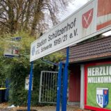 Der Eingang zum Stadion Schützenhof in Schwerte