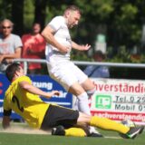 Patrick Eingel im Zweikampf.