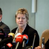Bodo Klimpel, Sylvia Löhrmann und Ulrich Wessel hinter Mikrofonen in Haltern