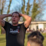 Afferdes Ivan Rihtar schlägt die Hände über dem Kopf zusammen.
