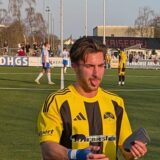 Marcel Friede wird gegen Michael Seifert ausgewechselt.