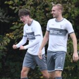 Yannick Lachowicz, Kapitän des Werner SC, jubelt mit seiner Mannschaft.
