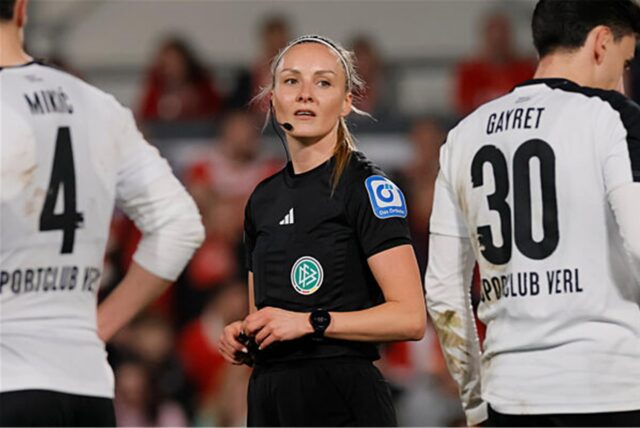 Fabienne Michel steht beim Drittligaspiel des SC Verl gegen Rot-Weiss Essen auf dem Spielfeld.